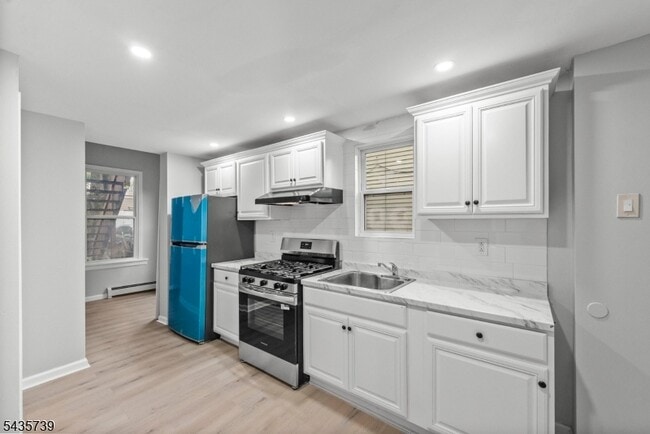 Building Photo - 318 N 7th St Unit 1
