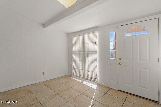 Photo - 3410 N Stanton St