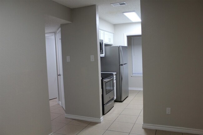 Photo - 1122 Brenda Ln Unit A