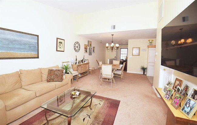 Photo - 822 Portofino Pl