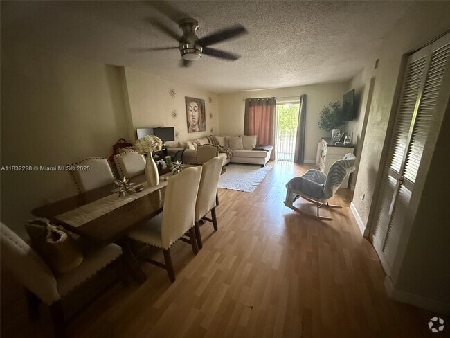Building Photo - 8200 SW 210th St Unit 107 Rental