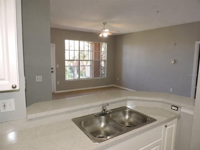 Photo - 5542 Metrowest Blvd Unit 7-208