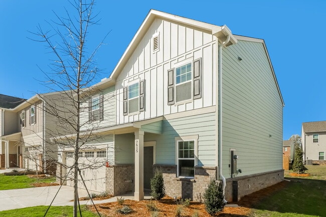 Photo - 7615 Saffron Ave