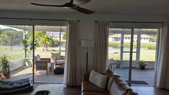 Photo - 173 Rotonda Cir