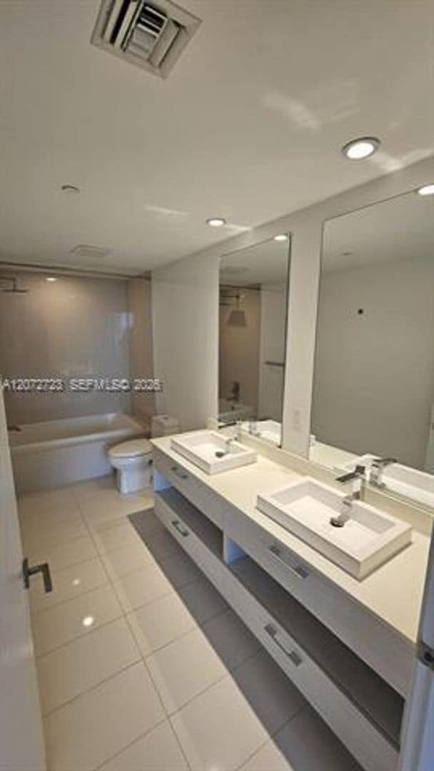 Photo - 45 SW 9th St