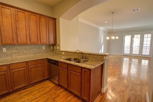 Photo - 1612 Colorado St