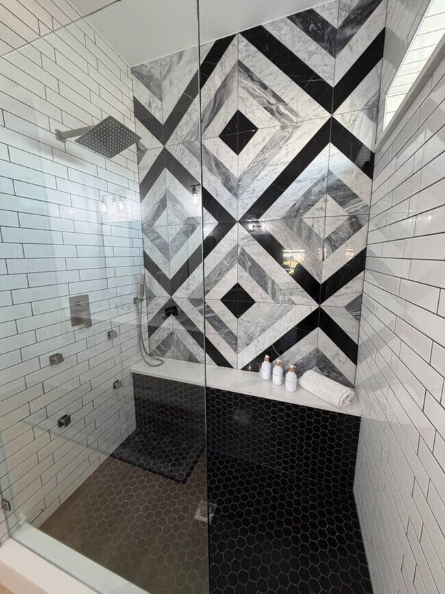 Photo - 867 Bowers Ln Unit ID1467228P