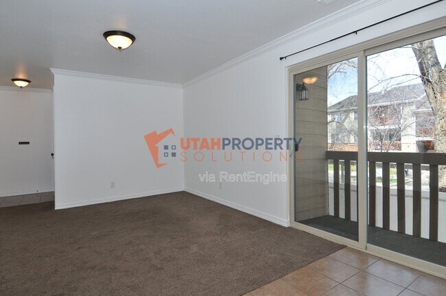 Photo - 887 Cedar Pine Ct Unidad #21