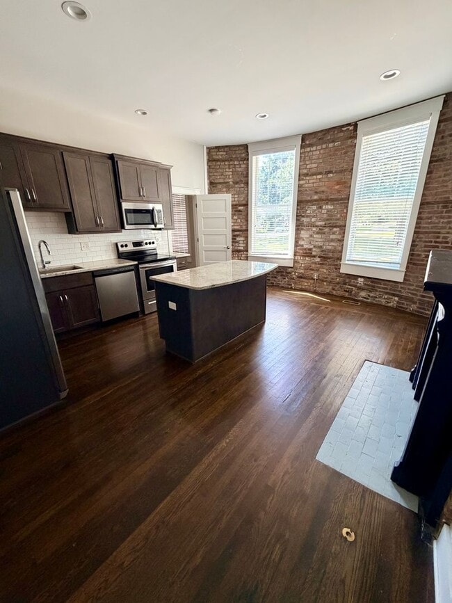 Photo - 201 E Fifth St Unit 101