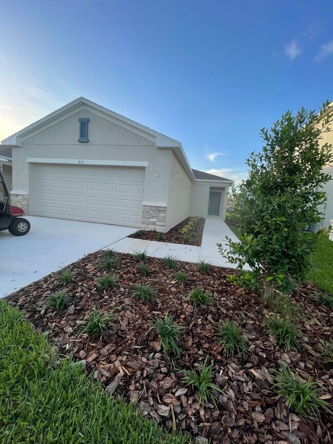 Newly developed Lakefront 3B/2B home in Ea... - Newly developed Lakefront 3B/2B home in Ea...
