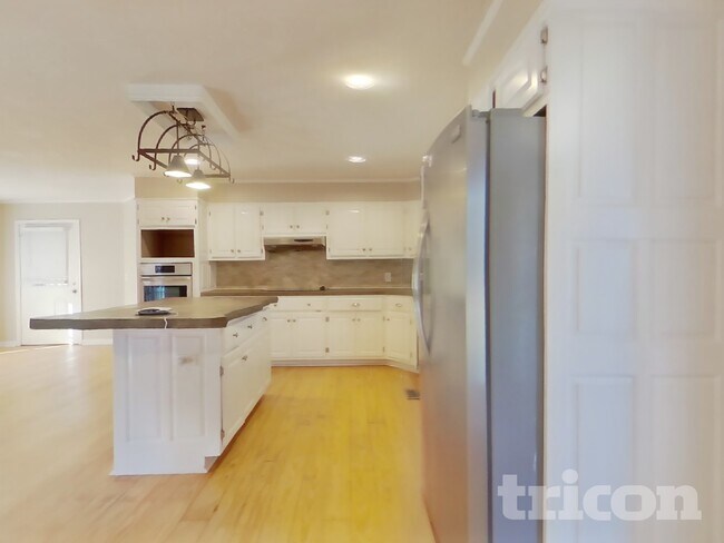 Photo - 114 Grassdale Rd