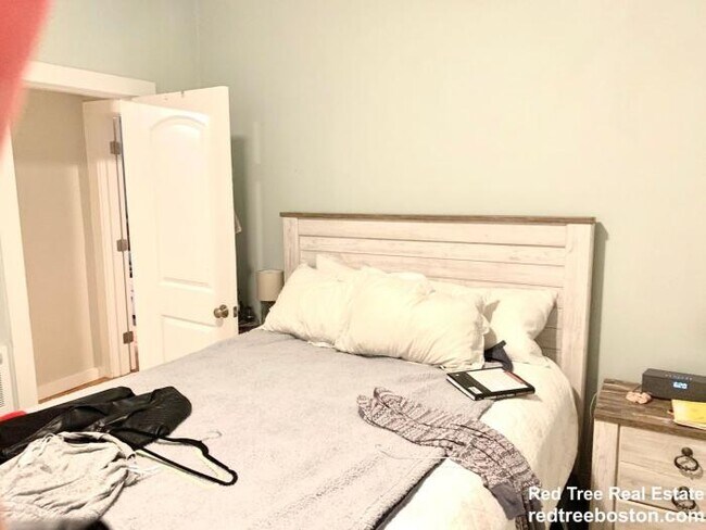 Photo - 2 bedroom in Boston MA 02128