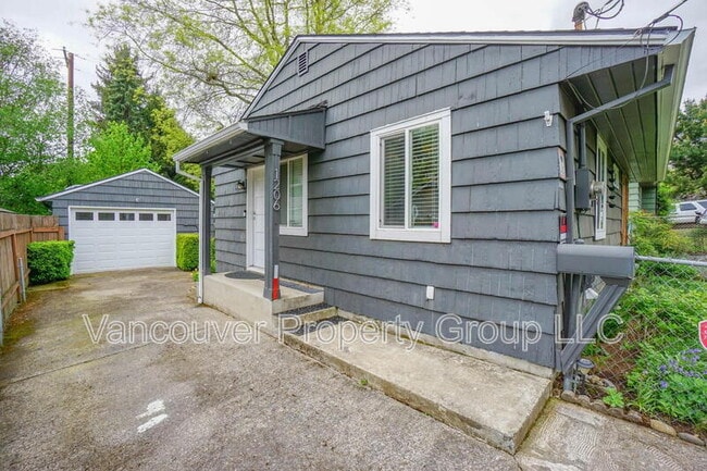 Photo - 1206 Grand Blvd