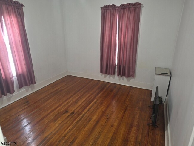 86 Boylan St