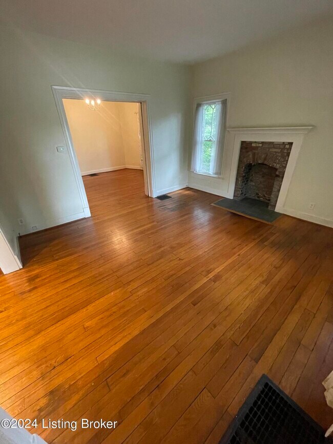 Photo - 103 N Hite Ave Unidad 1