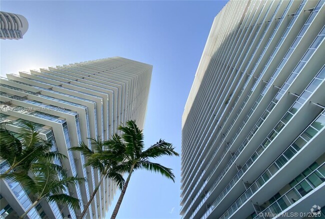 Building Photo - 1111 SW 1st Ave Unit 3524-N Rental