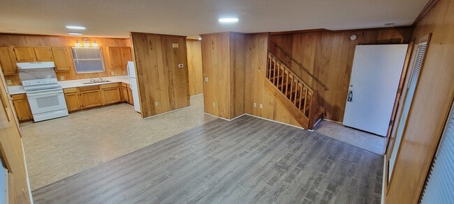 Photo - 5444 Sidbury Rd