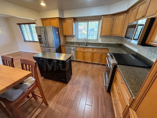 Photo - 26264 Greythorne Trail