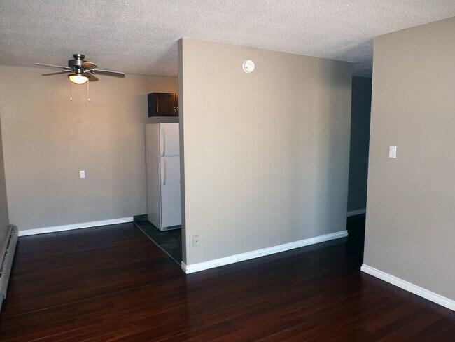 Photo - Nicoll Manor