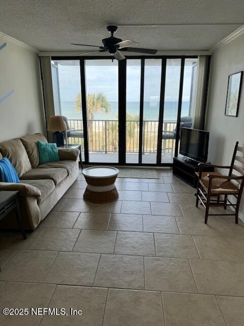 Building Photo - 601 1st St S Unit 3G