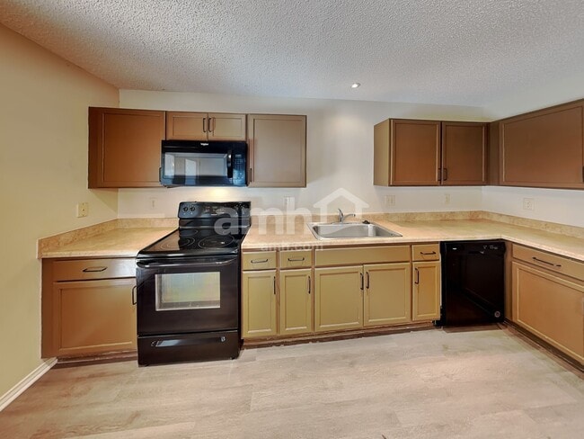 Photo - 8319 Tavern Pt