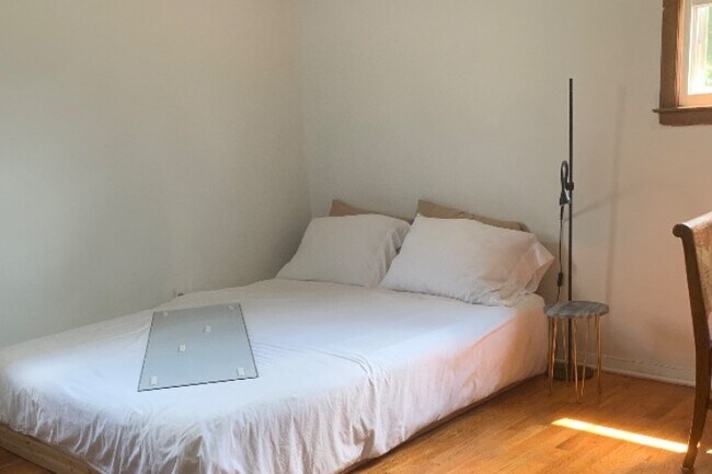 Photo - 841 Adams Ave Unidad 2