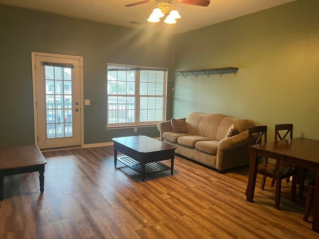 Photo - 2782 S Knightsbridge Cir