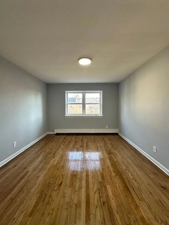Photo - 405 Grove St Unit 2B I 3B