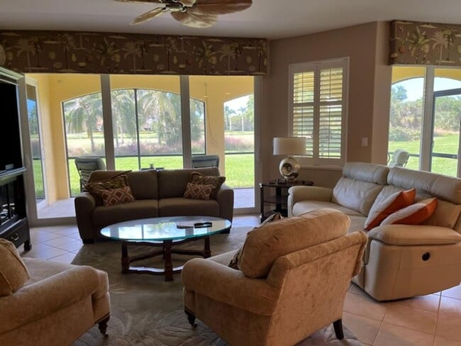 Photo - Rialto Unit 102