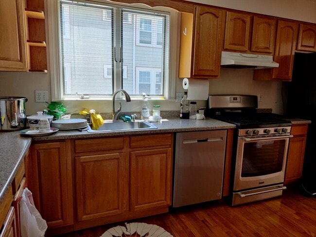 Photo - 24 Hibbard Rd Unit 1