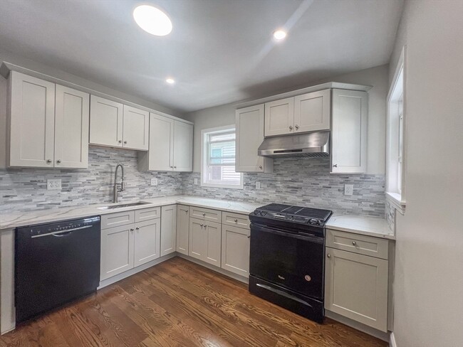 Photo - 2 Westerly St Condo Unit 3