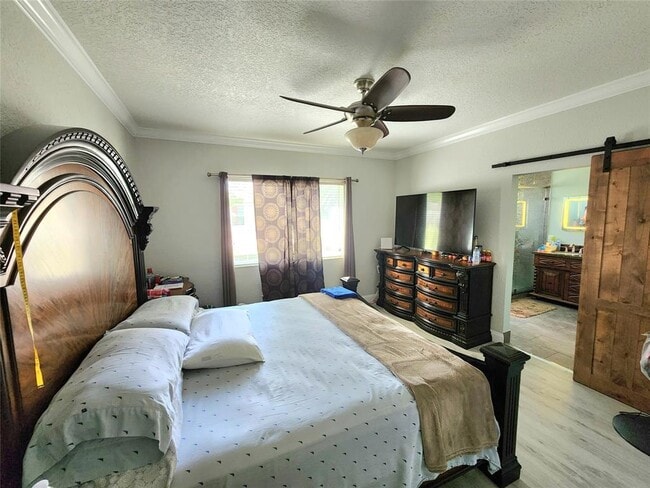 Photo - 956 NW 126th Ter