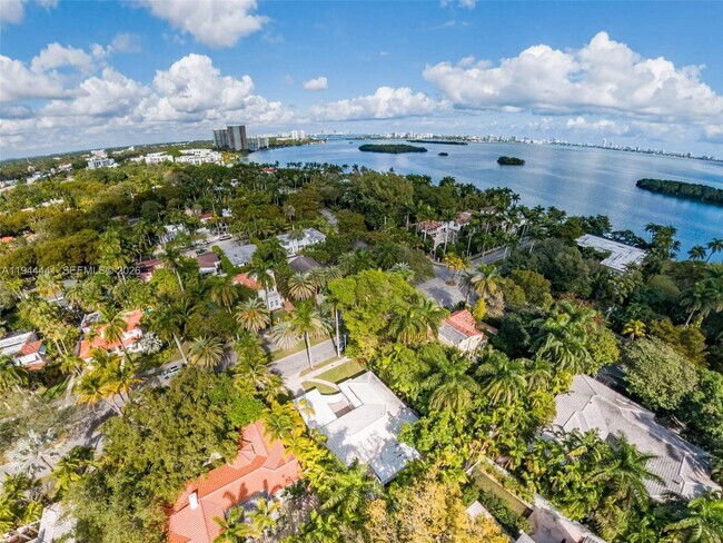 Photo - 680 NE 57th St