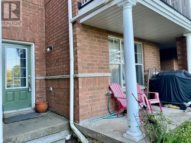 Photo - 45 Wharfside Ln