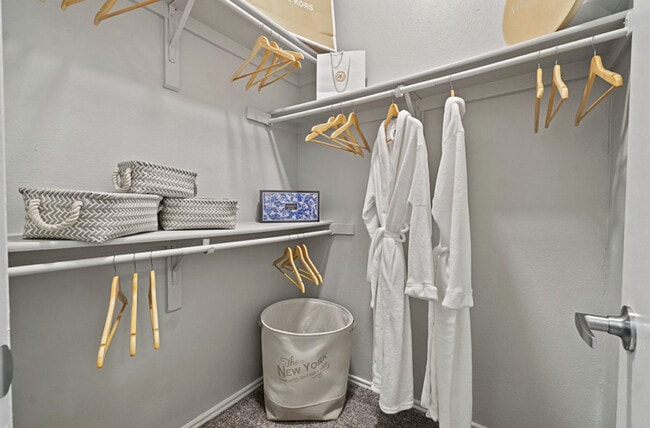 Photo - 4804 Haverwood