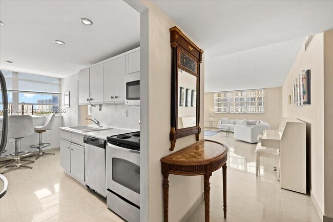 Photo - 1833 S Ocean Dr Unit 911
