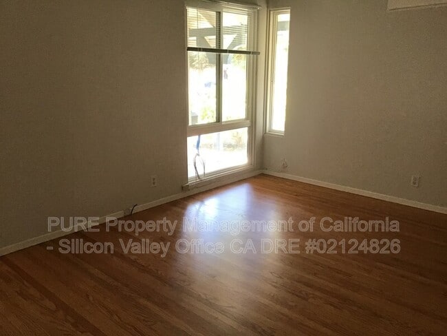 Photo - 1425 Firebird Way