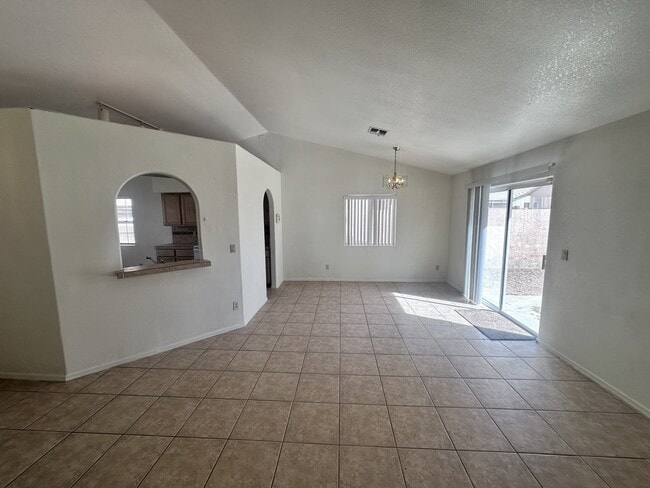 Photo - 1934 Easy St