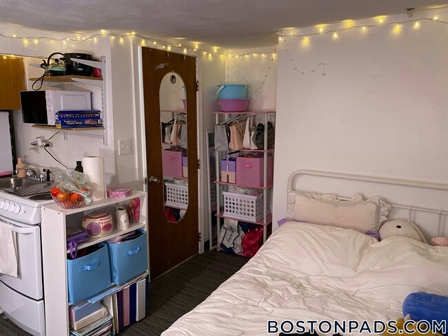 Photo - 55 S Huntington Ave Unidad B3