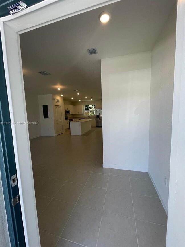 Photo - 1066 SE 2nd St