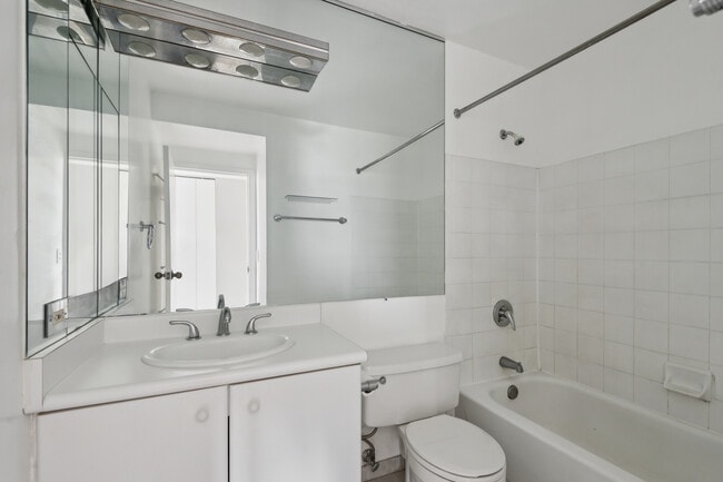Photo - 1212 N La Salle Dr Unit 2410