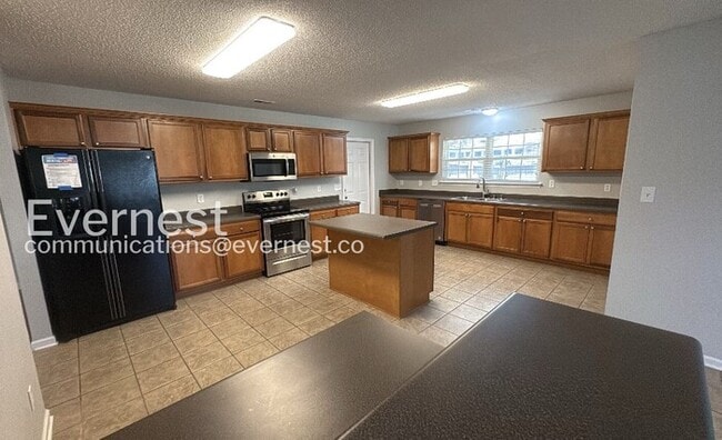 Photo - 113 Coldsprings Dr