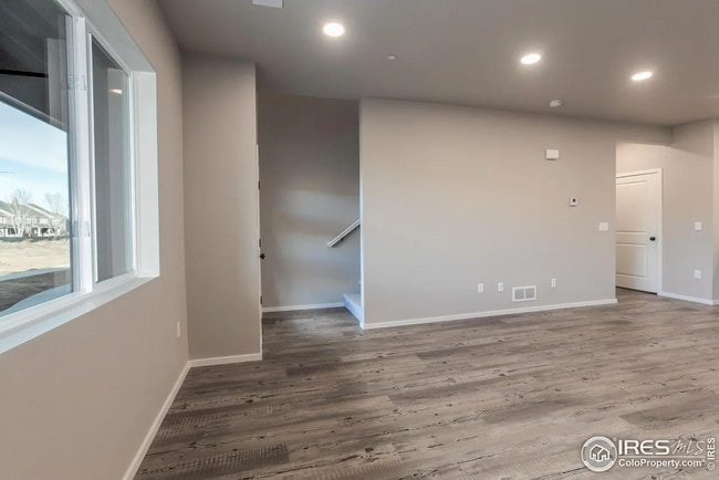 Photo - 6721 4th St Rd