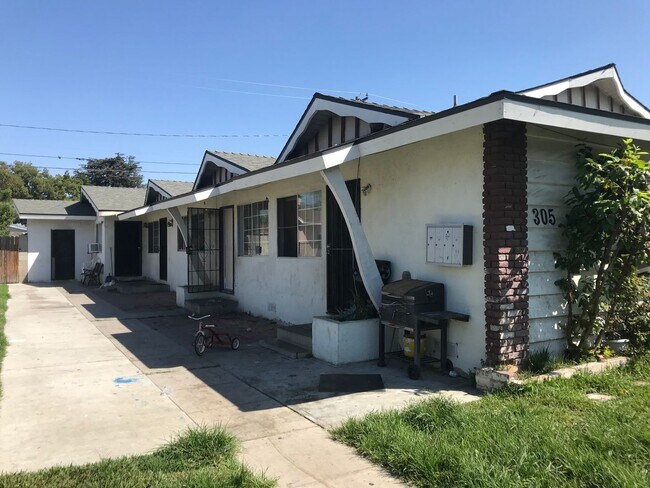 305 W Guinida Ln Unit 2