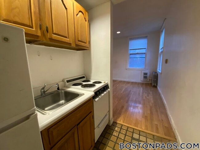 Building Photo - 55 S Huntington Ave Unit 305