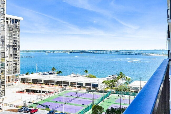 Photo - 1915 Brickell Ave Condo