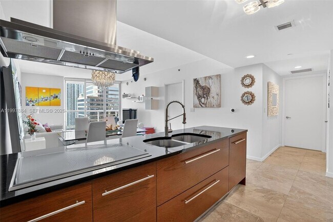 Photo - 495 Brickell Ave Unit 2807