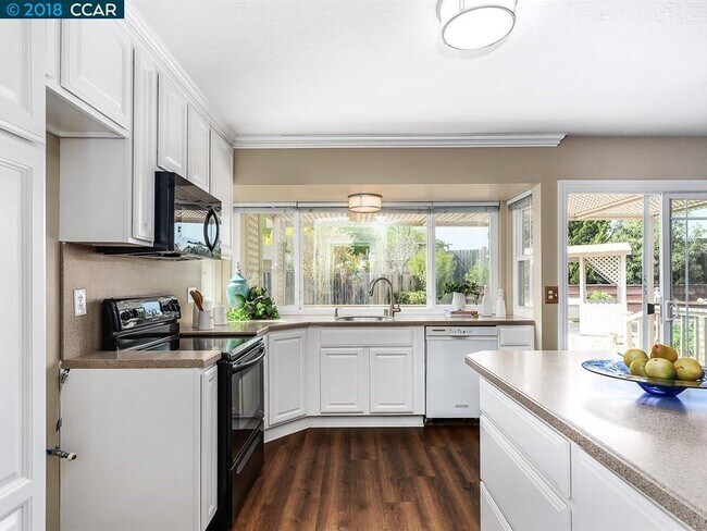 Photo - 7796 Woodren Ct