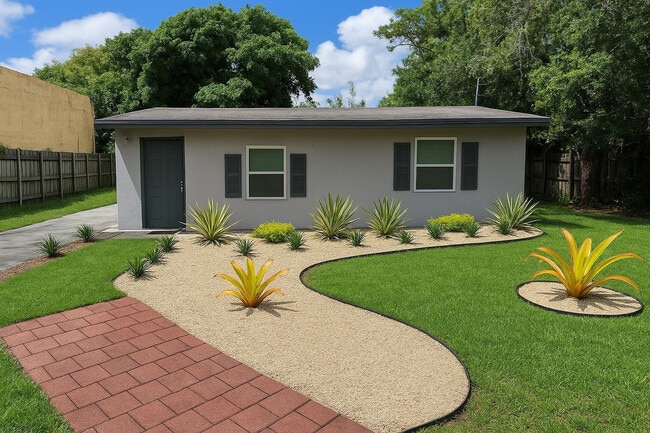 Building Photo - 2009 NW 21st Ave