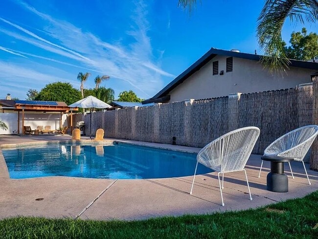 Photo - 7413 Saddleback Dr